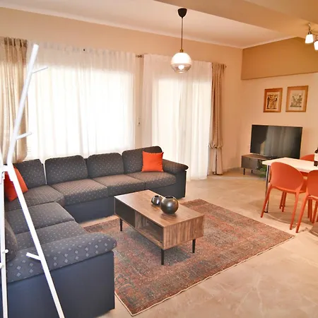 דירה Elena's Nest