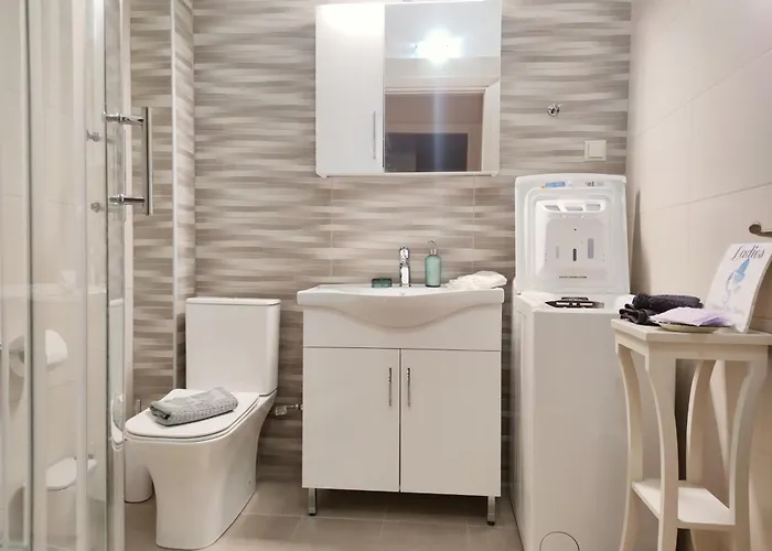 דירה Elena's Nest *